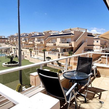 Apartments Punta Prima Indoor & Outdoor Pool 또레비에하 외부 사진