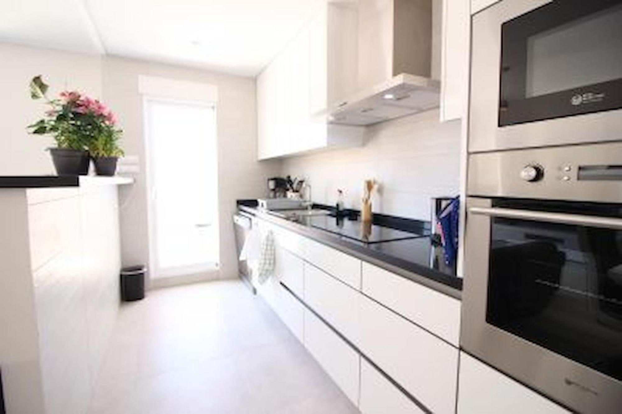 Apartments Punta Prima Indoor & Outdoor Pool 또레비에하 외부 사진