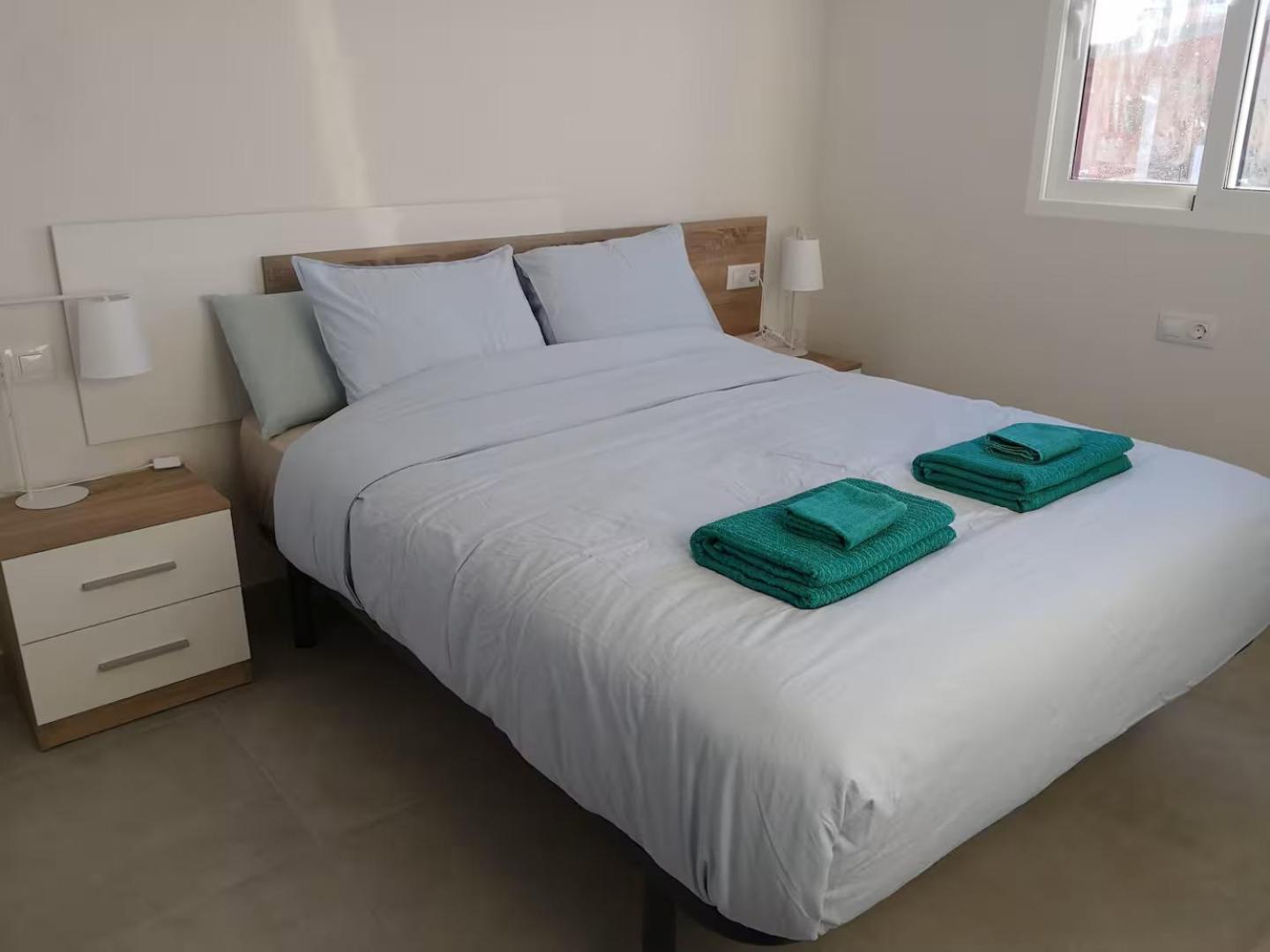 Apartments Punta Prima Indoor & Outdoor Pool 또레비에하 외부 사진