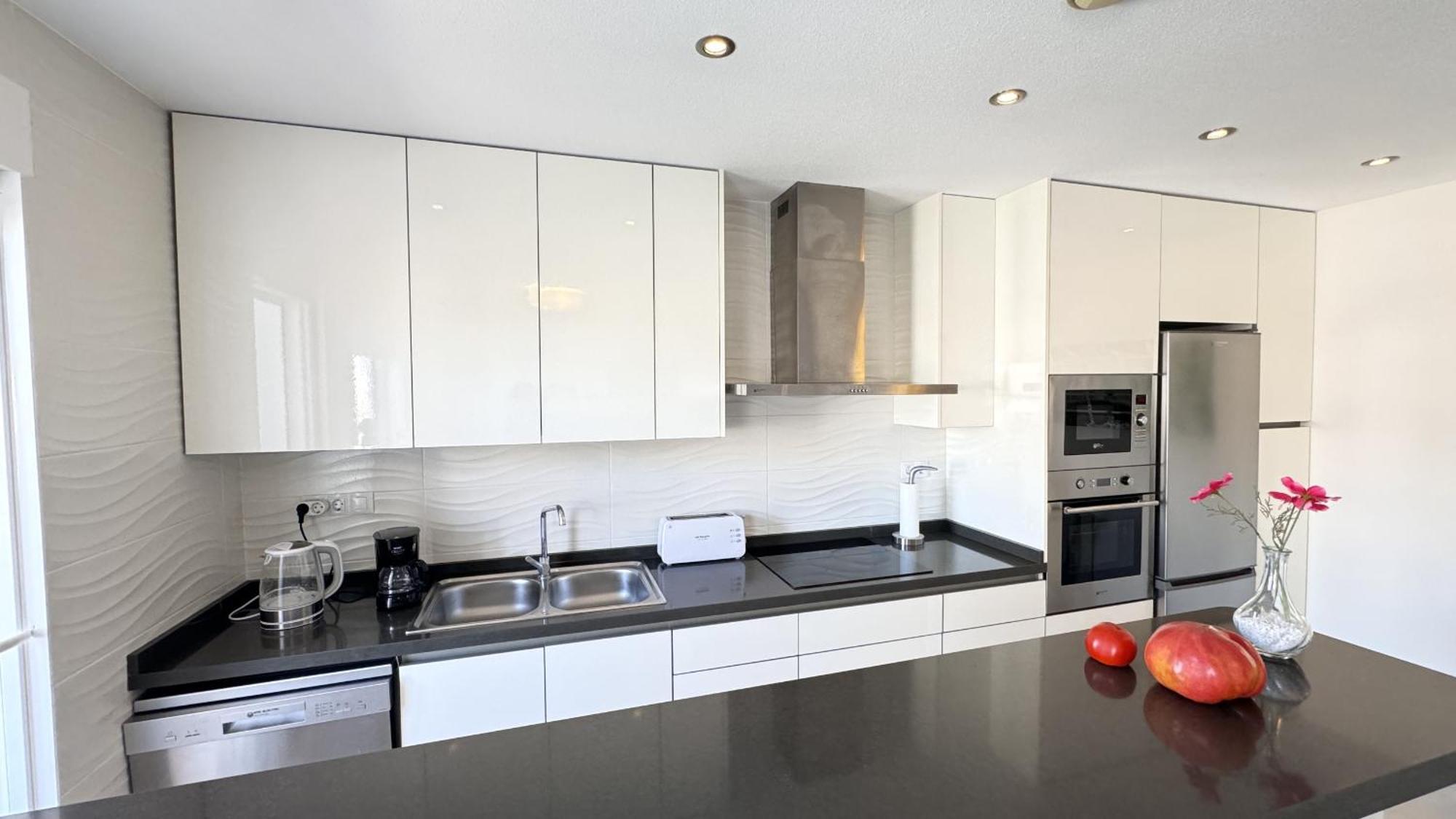 Apartments Punta Prima Indoor & Outdoor Pool 또레비에하 외부 사진