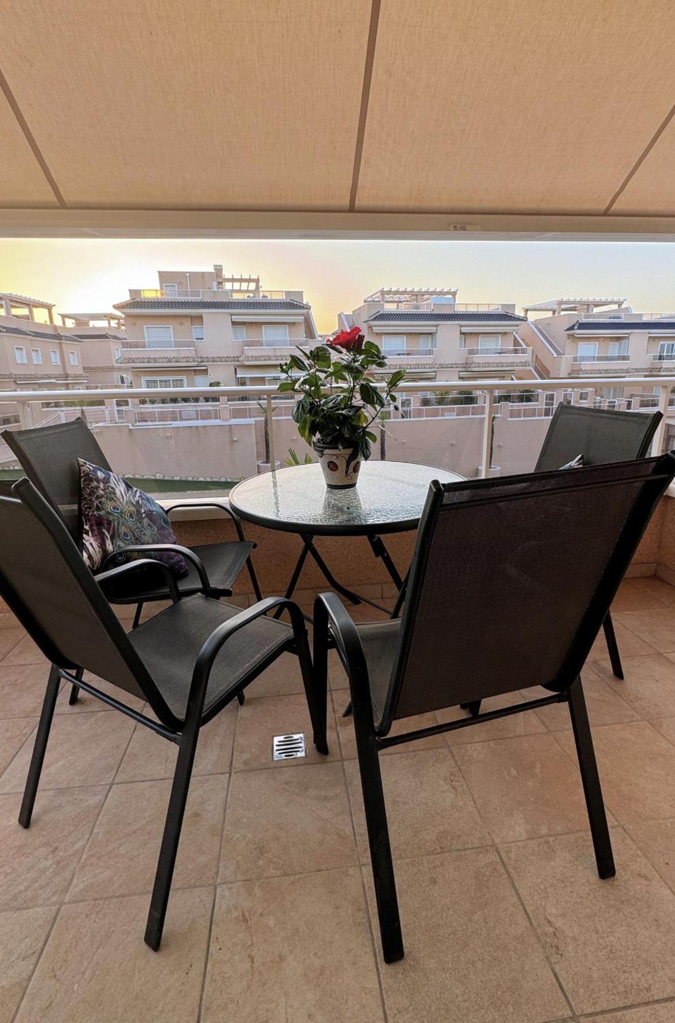 Apartments Punta Prima Indoor & Outdoor Pool 또레비에하 외부 사진